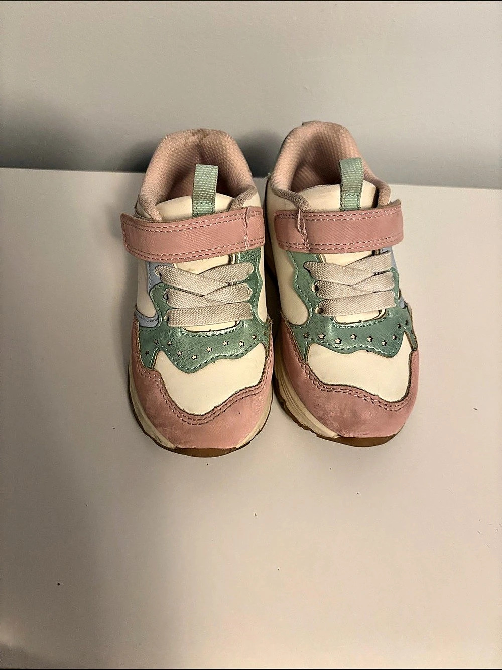 OshKosh Kids Sneakers in Pink & Green